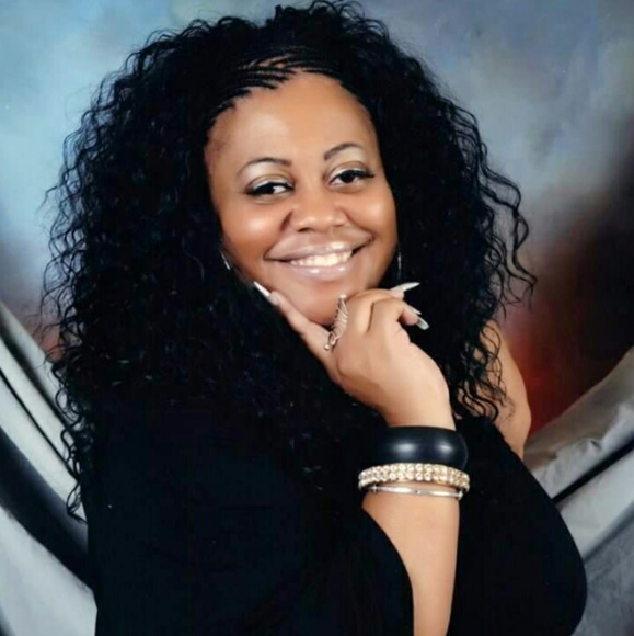 Meet your Posher, Marchelle - Picture 4 of 5